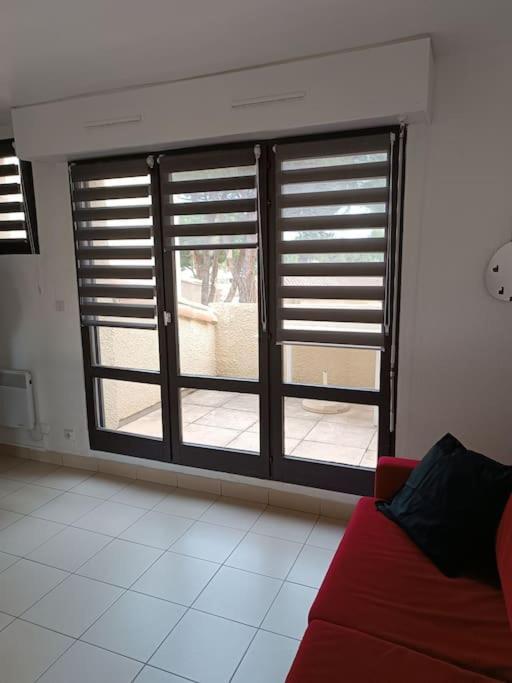 Studio Renove Dans Residence De Vacances Avec Grande Piscine Chauffee, Parking Et Terrasse Агде Екстериор снимка