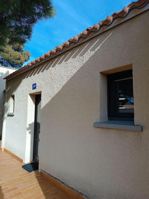 Studio Renove Dans Residence De Vacances Avec Grande Piscine Chauffee, Parking Et Terrasse Агде Екстериор снимка